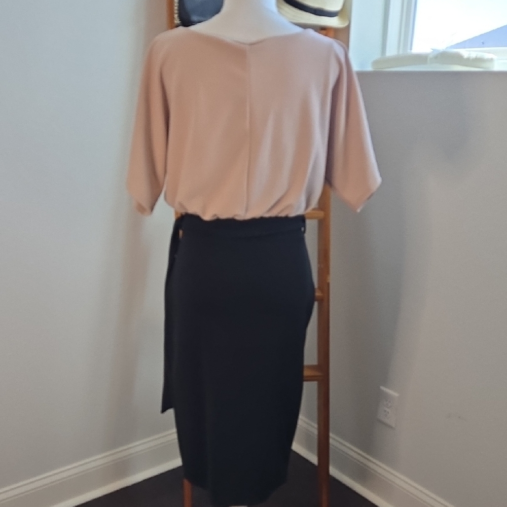 Elegant 3-Dress Bundle - Picture 5 of 7